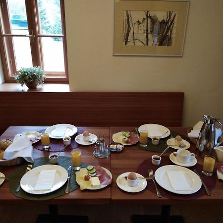 Gastehaus Schloss Bernau Hotell Fischlham Eksteriør bilde